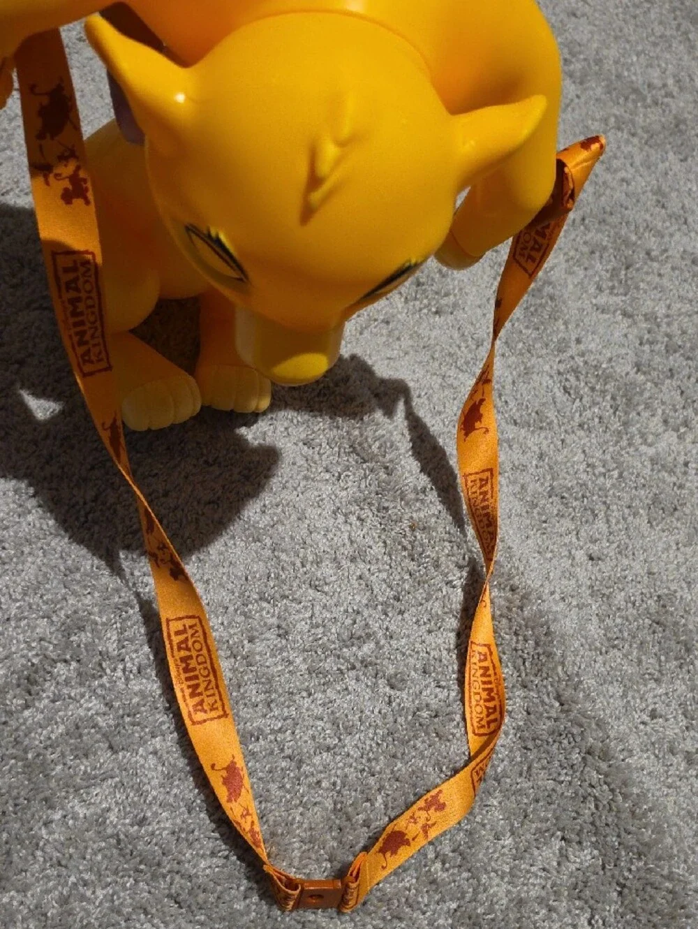 Lion King's Simba Character Disney collectible popcorn bucket - Yellow w/straps
